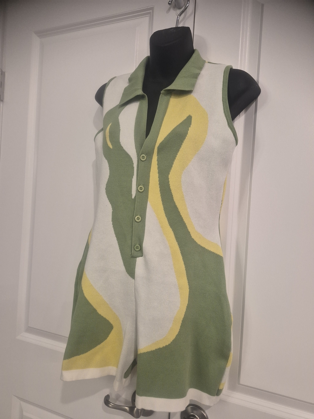 W/Sleeveless Knit Romper in Green, Yellow & White